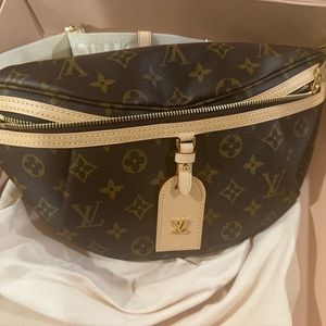 LOUIS VUITTON HIGH RISE BUMBAG